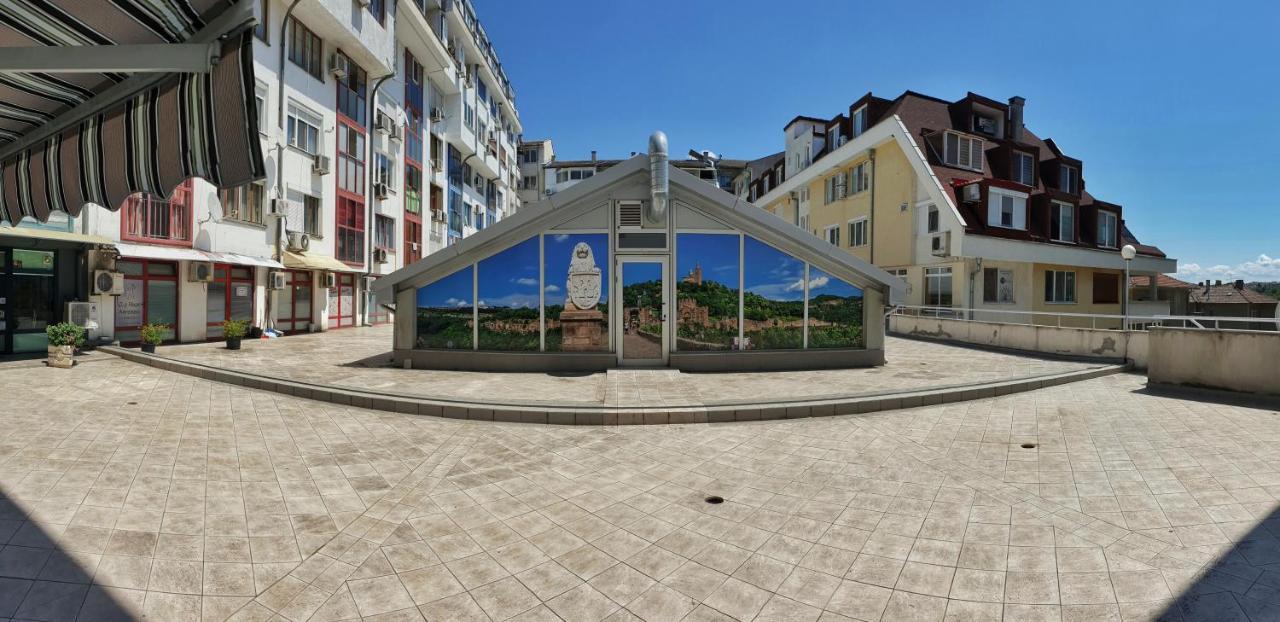 Cozy Studio Near The Park With Huge Verandah. Veliko Tŭrnovo Exterior photo